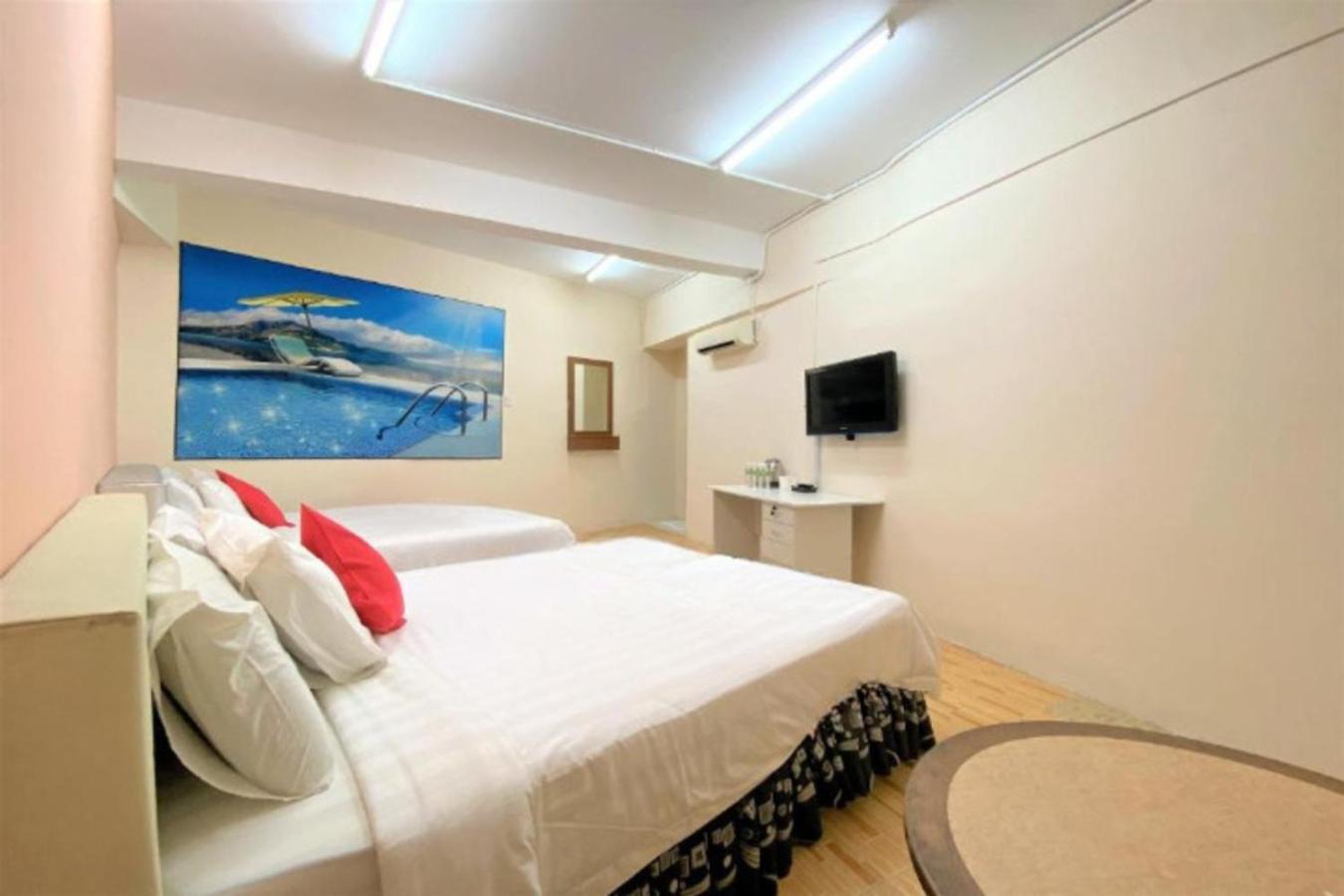 B Hotel Penang George Town Exterior photo