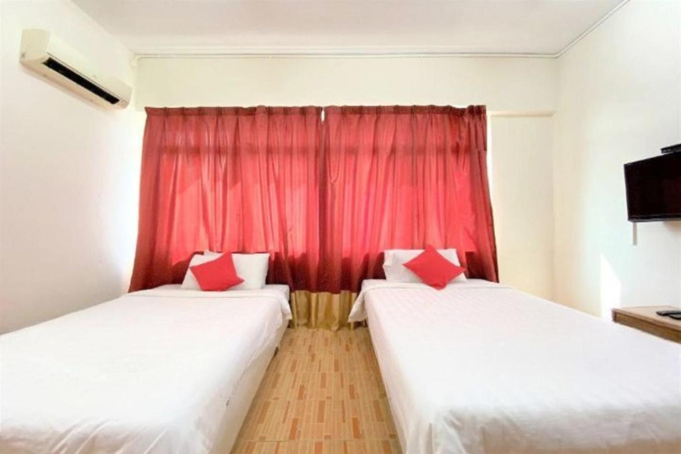 B Hotel Penang George Town Exterior photo
